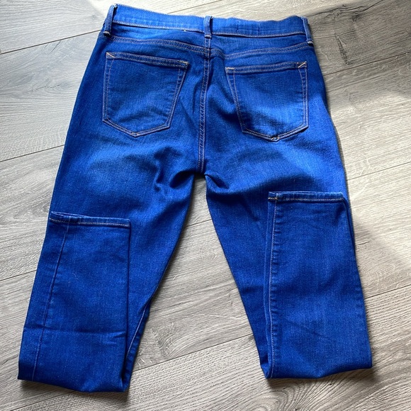 Like New , Gap 1969 San Clemente Blue Jean Legging. - Picture 2 of 6